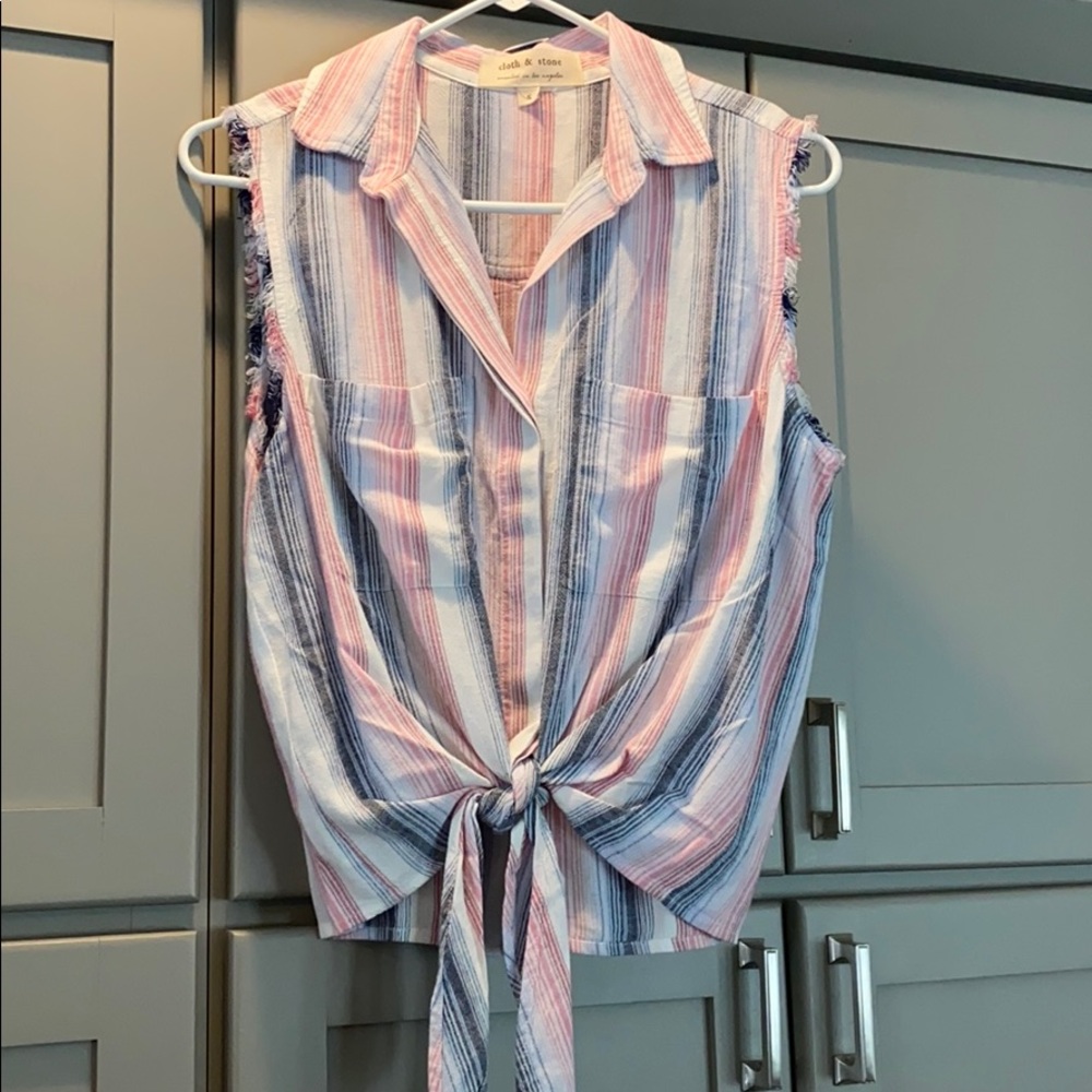 NWT Cloth & Stone Button-down Tie Front Top Sz S